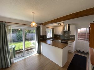 Dining Kitchen- click for photo gallery
